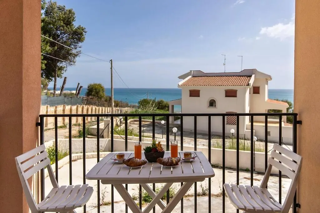 ~ Villa Demetra ~ location